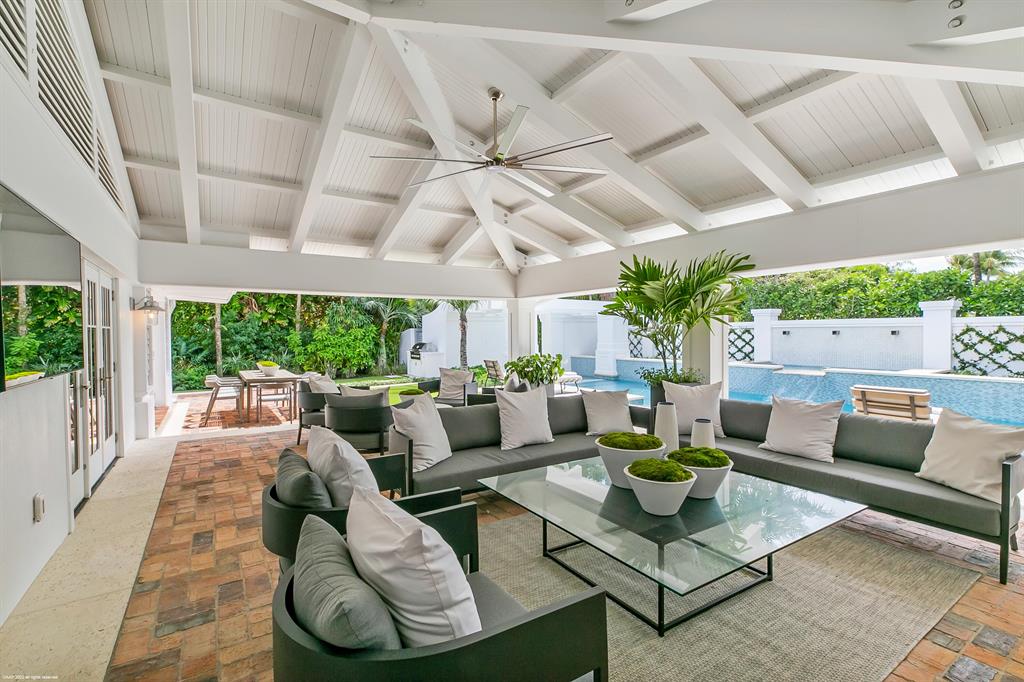 S/D OF 10-44-43, GOV LTS 1, 2 & 3 - Residential