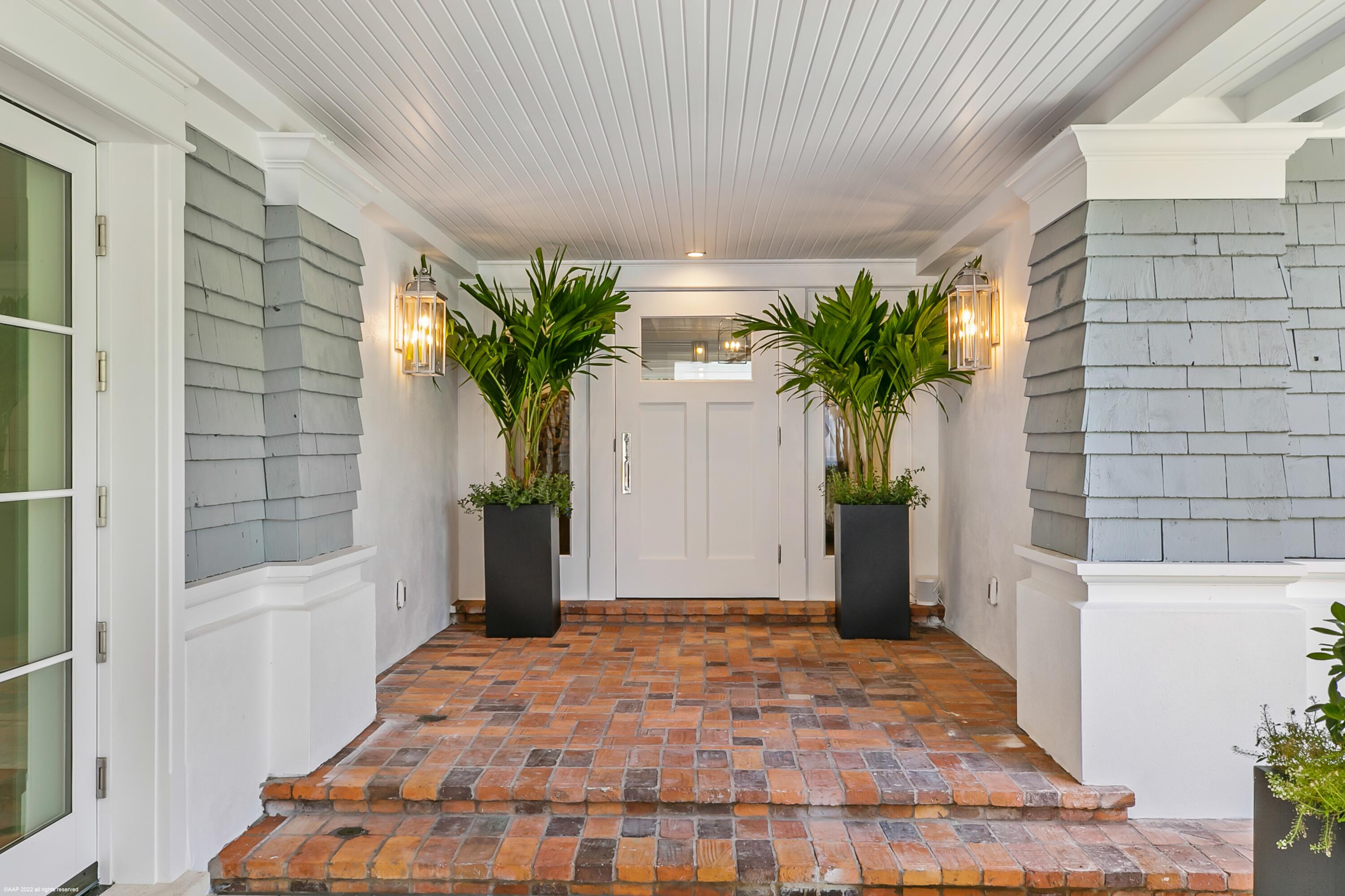 S/D OF 10-44-43, GOV LTS 1, 2 & 3 - Residential