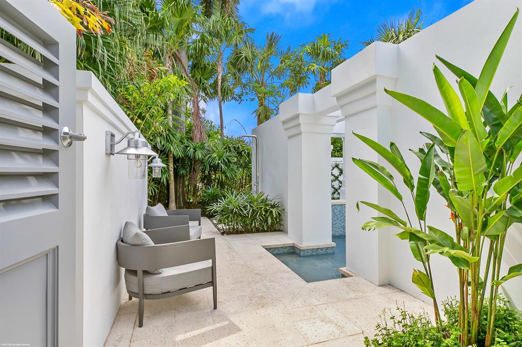 S/D OF 10-44-43, GOV LTS 1, 2 & 3 - Residential