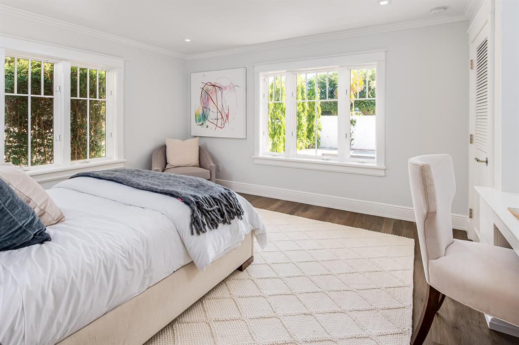 S/D OF 10-44-43, GOV LTS 1, 2 & 3 - Residential