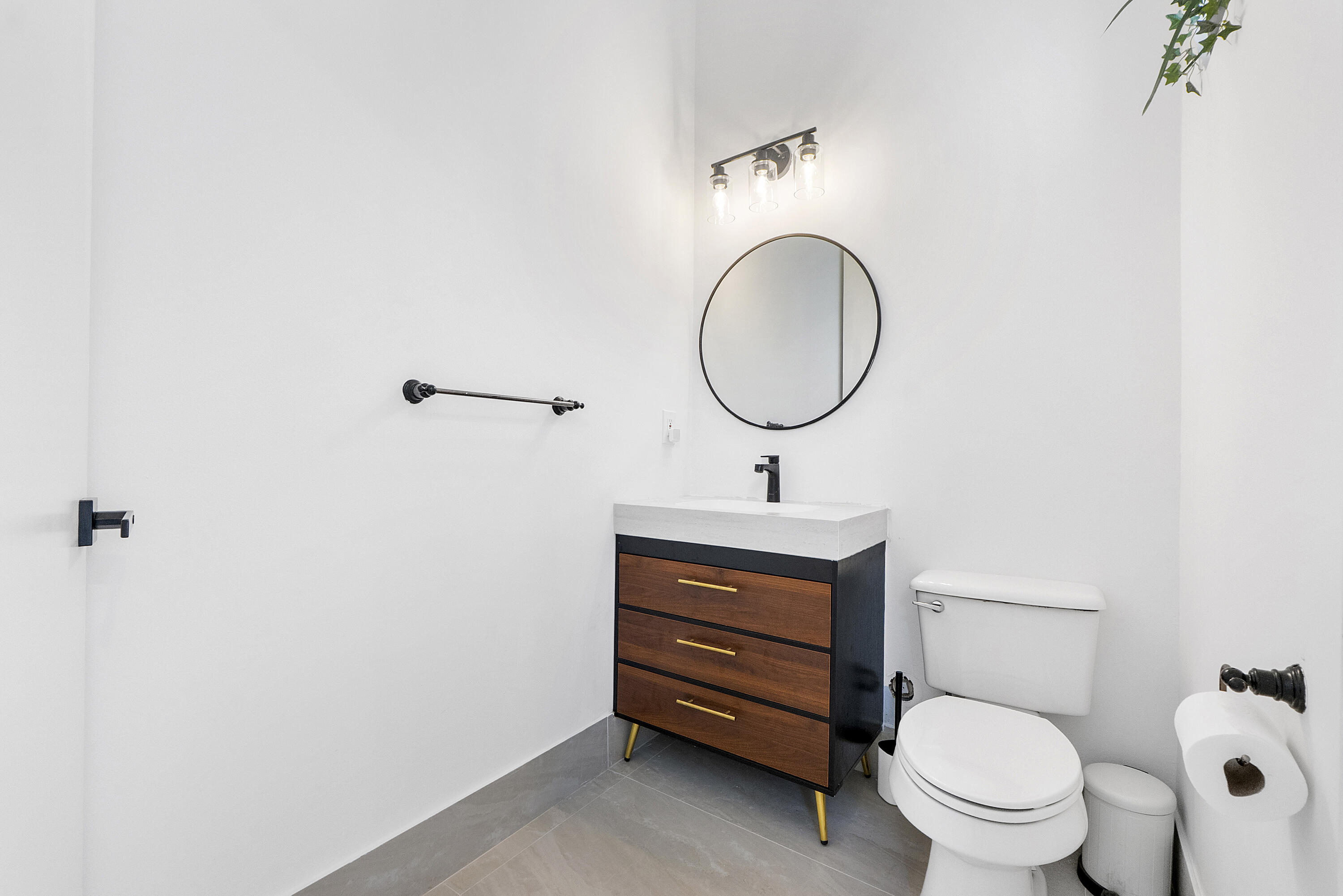 WYNDHAM LAKES CENTRAL - Residential