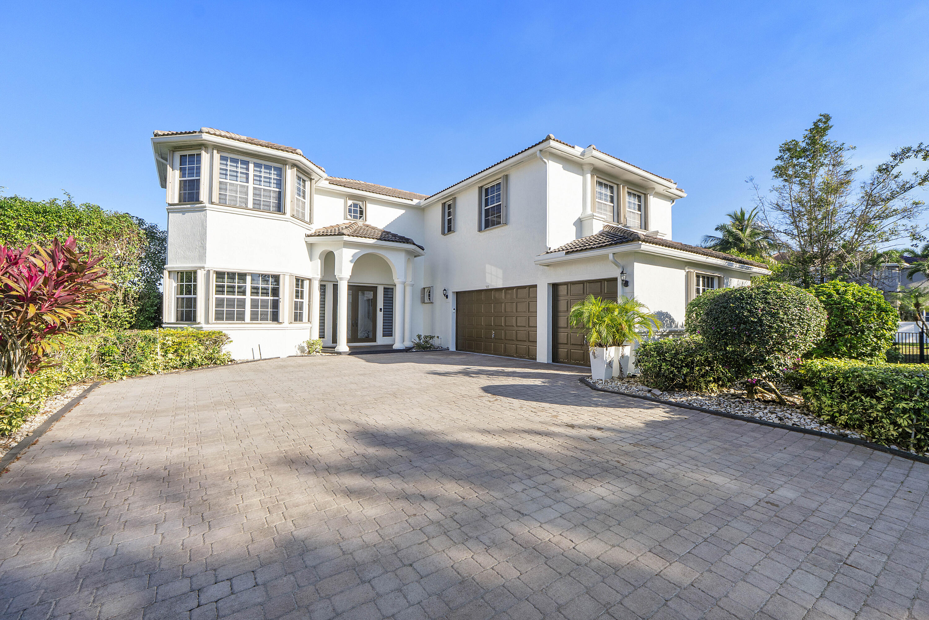 5081 NW 120th Avenue