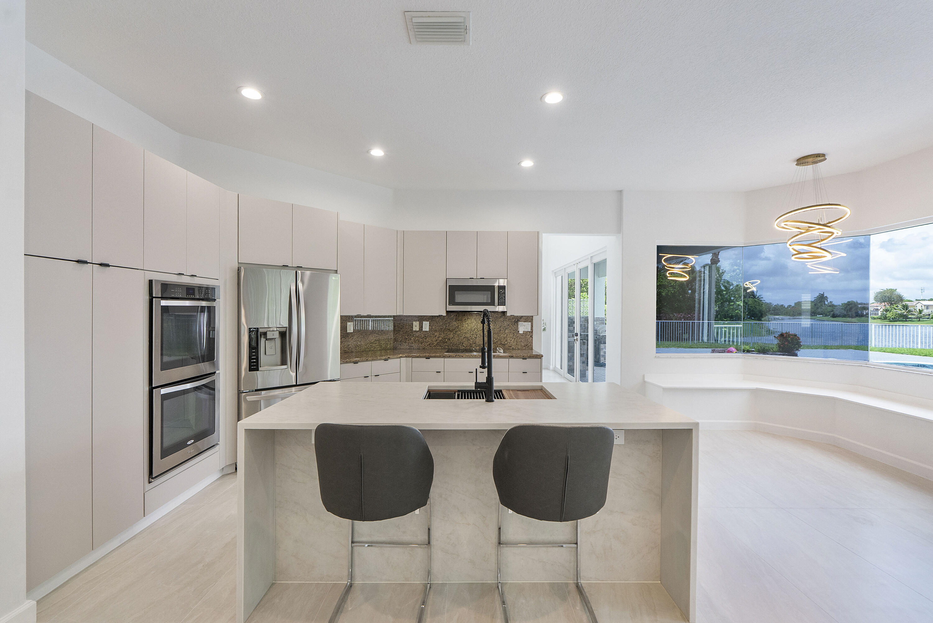 WYNDHAM LAKES CENTRAL - Residential