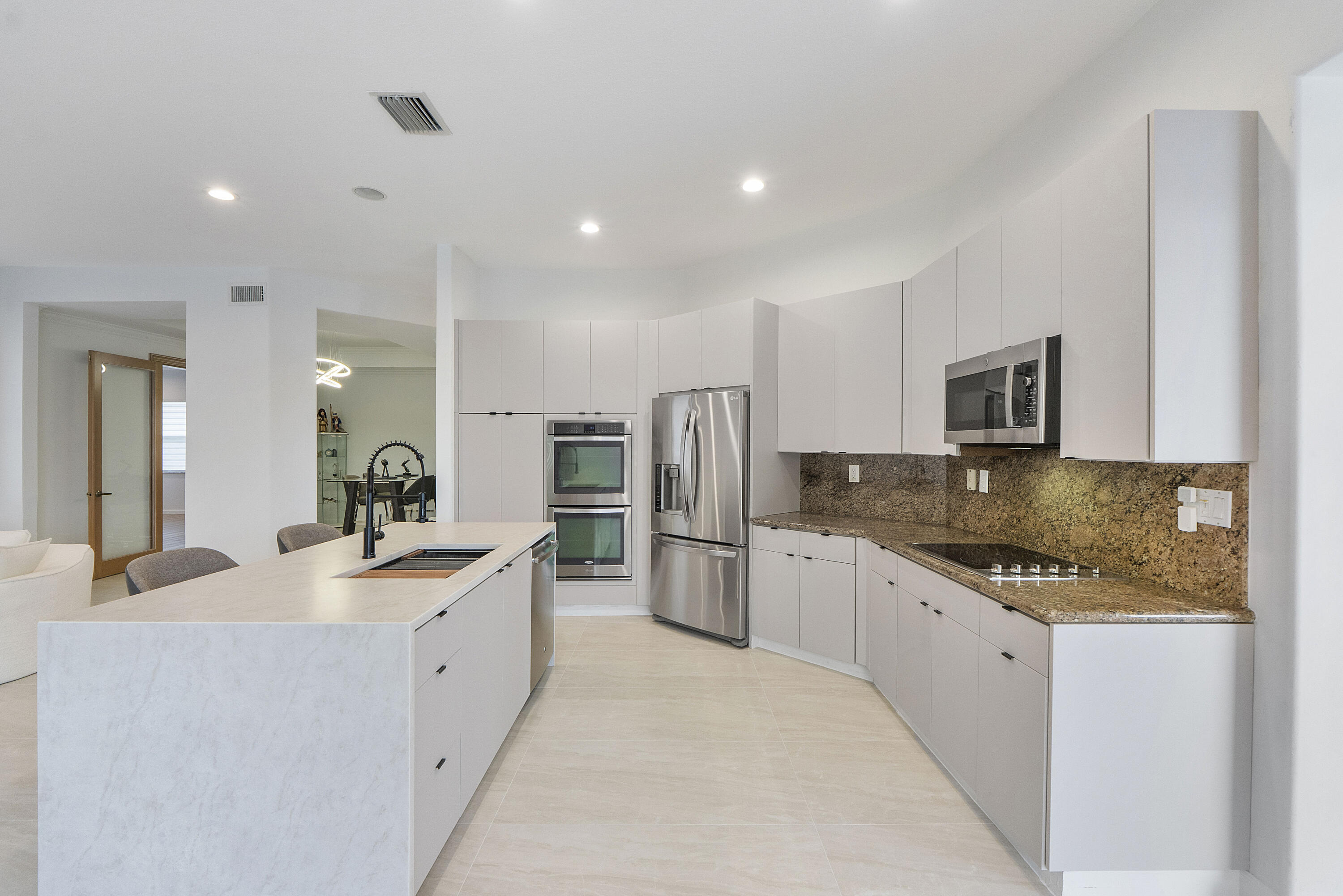 WYNDHAM LAKES CENTRAL - Residential
