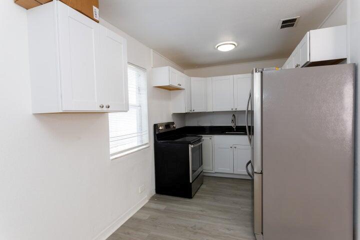 1164 W 31st Street