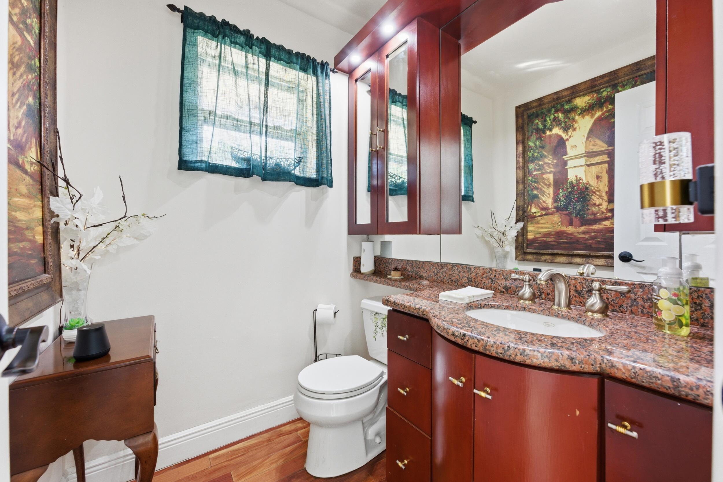 OAK WOOD - Residential