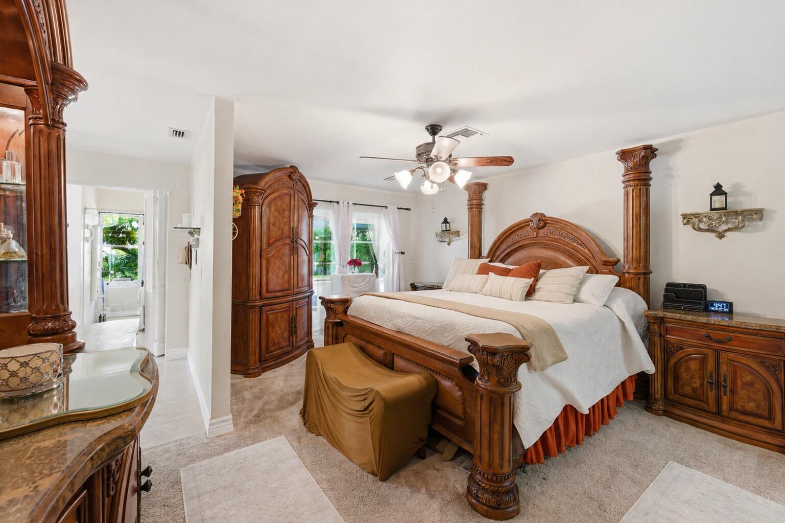 OAK WOOD - Residential