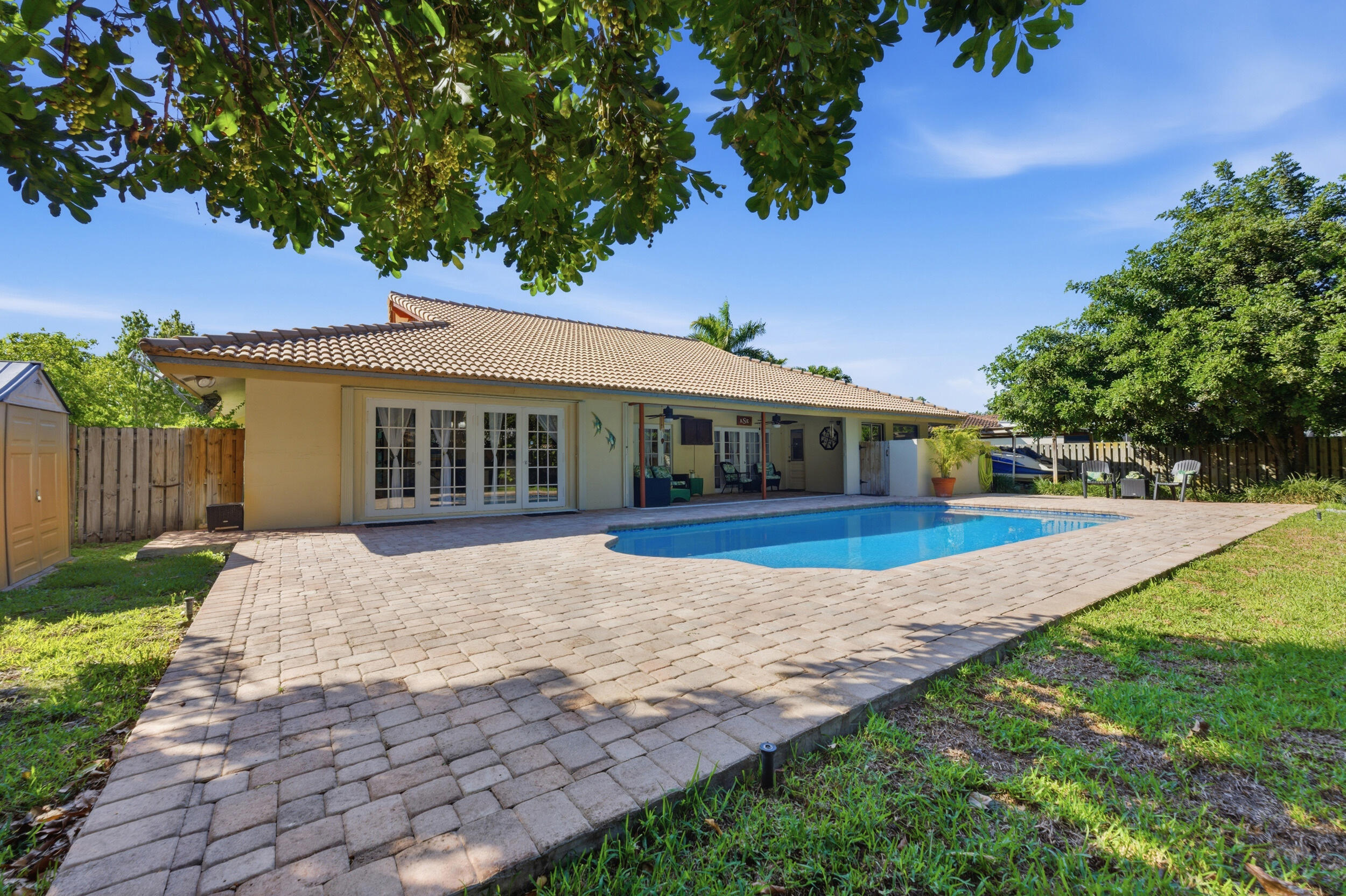 OAK WOOD - Residential