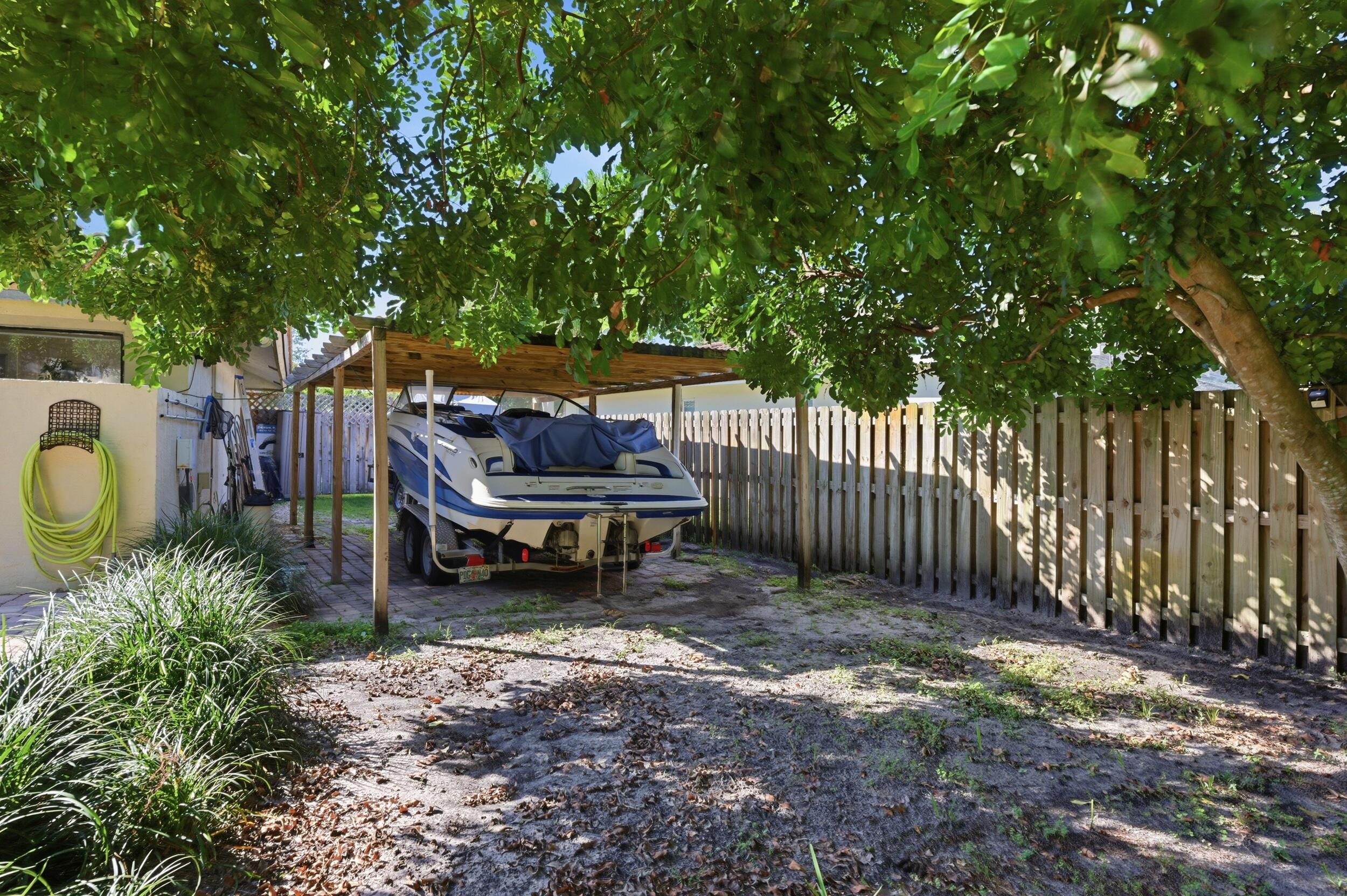 OAK WOOD - Residential