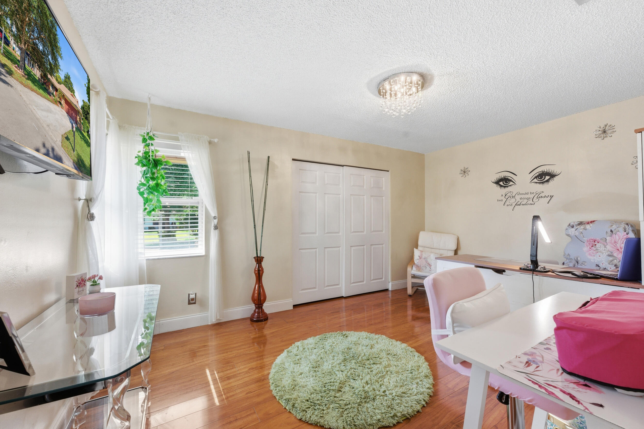 OAK WOOD - Residential