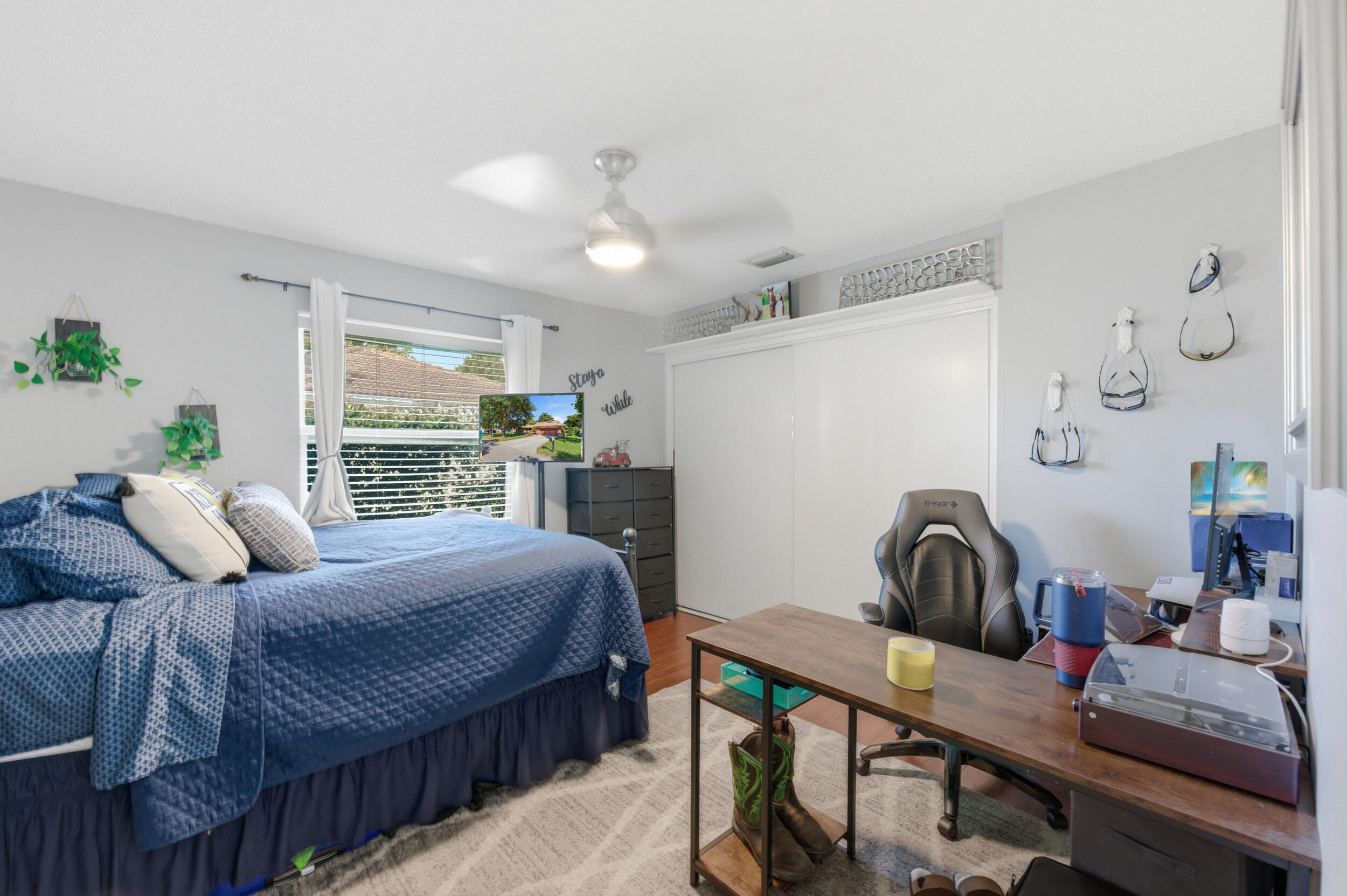 OAK WOOD - Residential