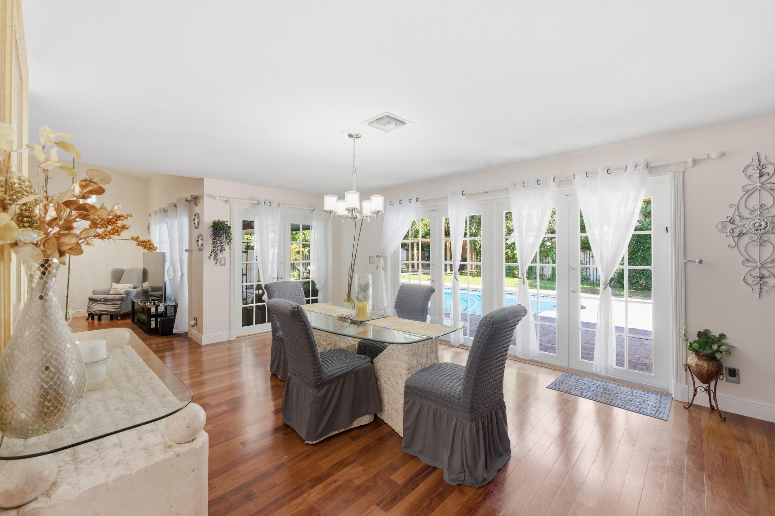 OAK WOOD - Residential