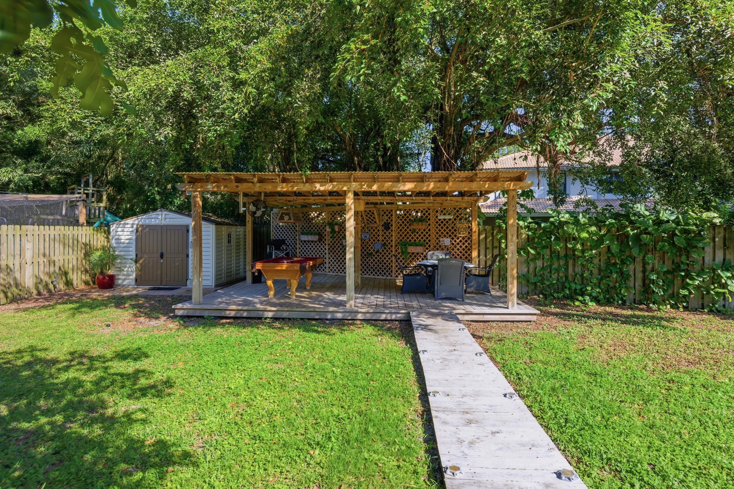 OAK WOOD - Residential