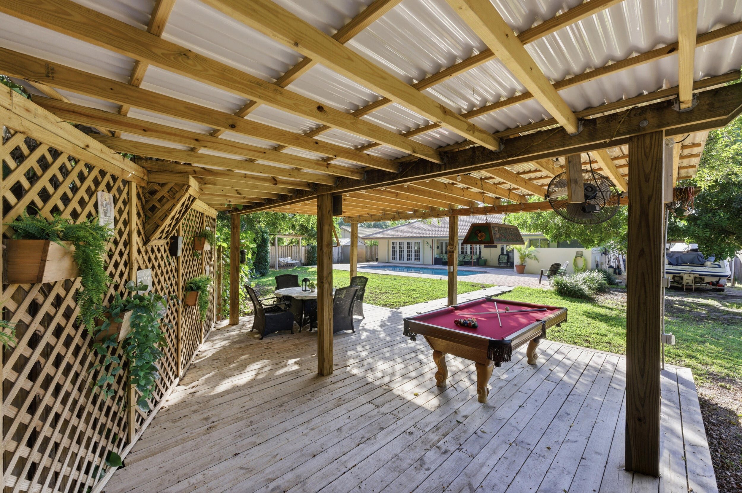 OAK WOOD - Residential