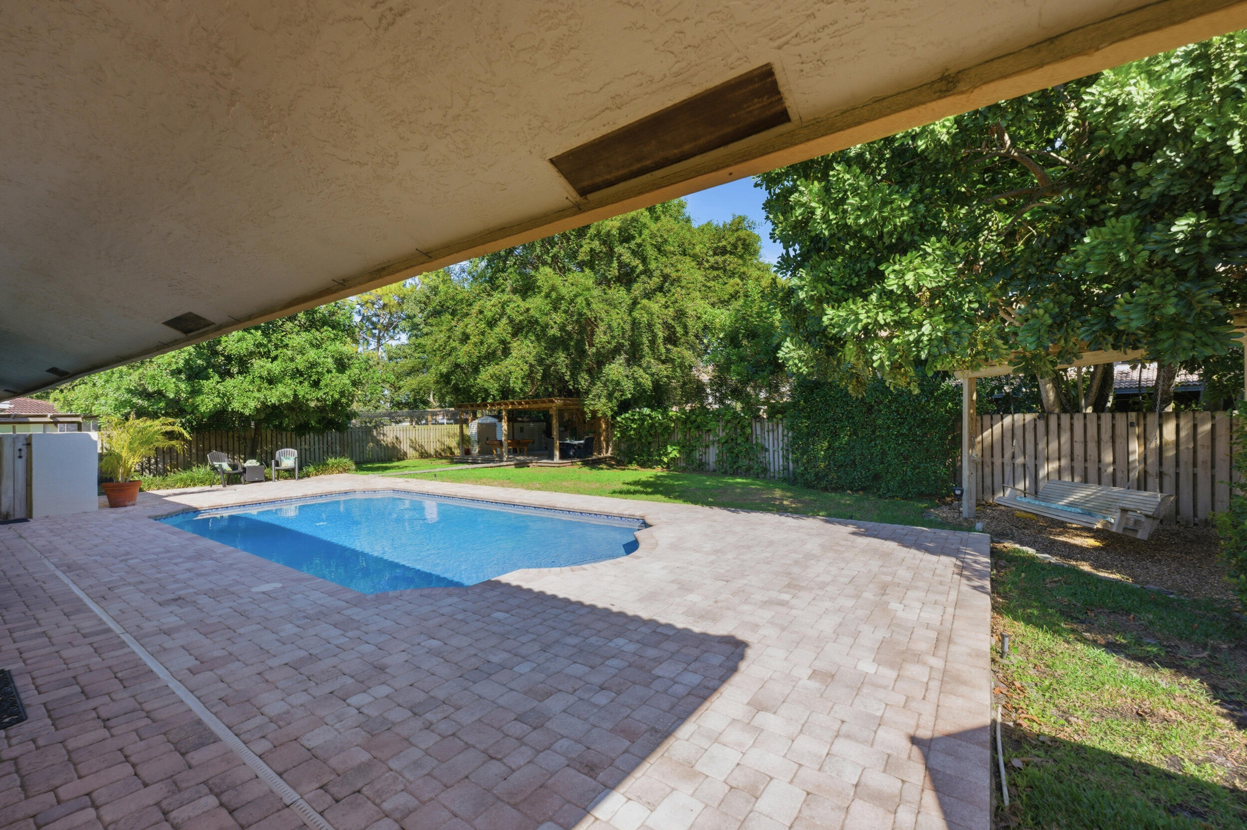 OAK WOOD - Residential
