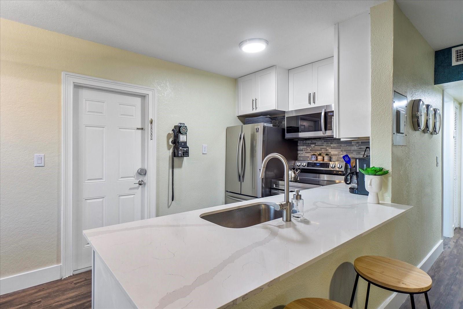 4351 NE 15th Ter