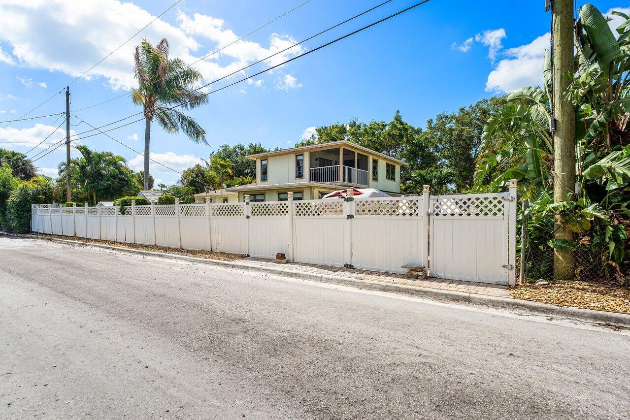 SCHELL - Residential