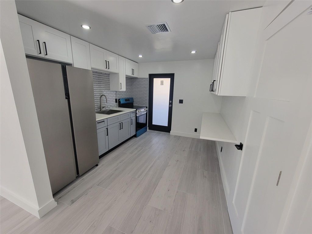 Photo of 1713 SW 11th Street #1, Fort Lauderdale, FL 33312 (MLS # F10525886)