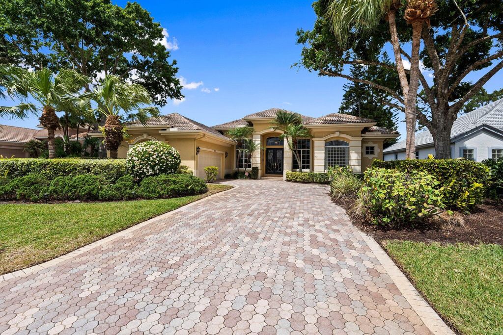 Photo of 8131 Links Way, Port Saint Lucie, FL 34986 (MLS # R11084928)
