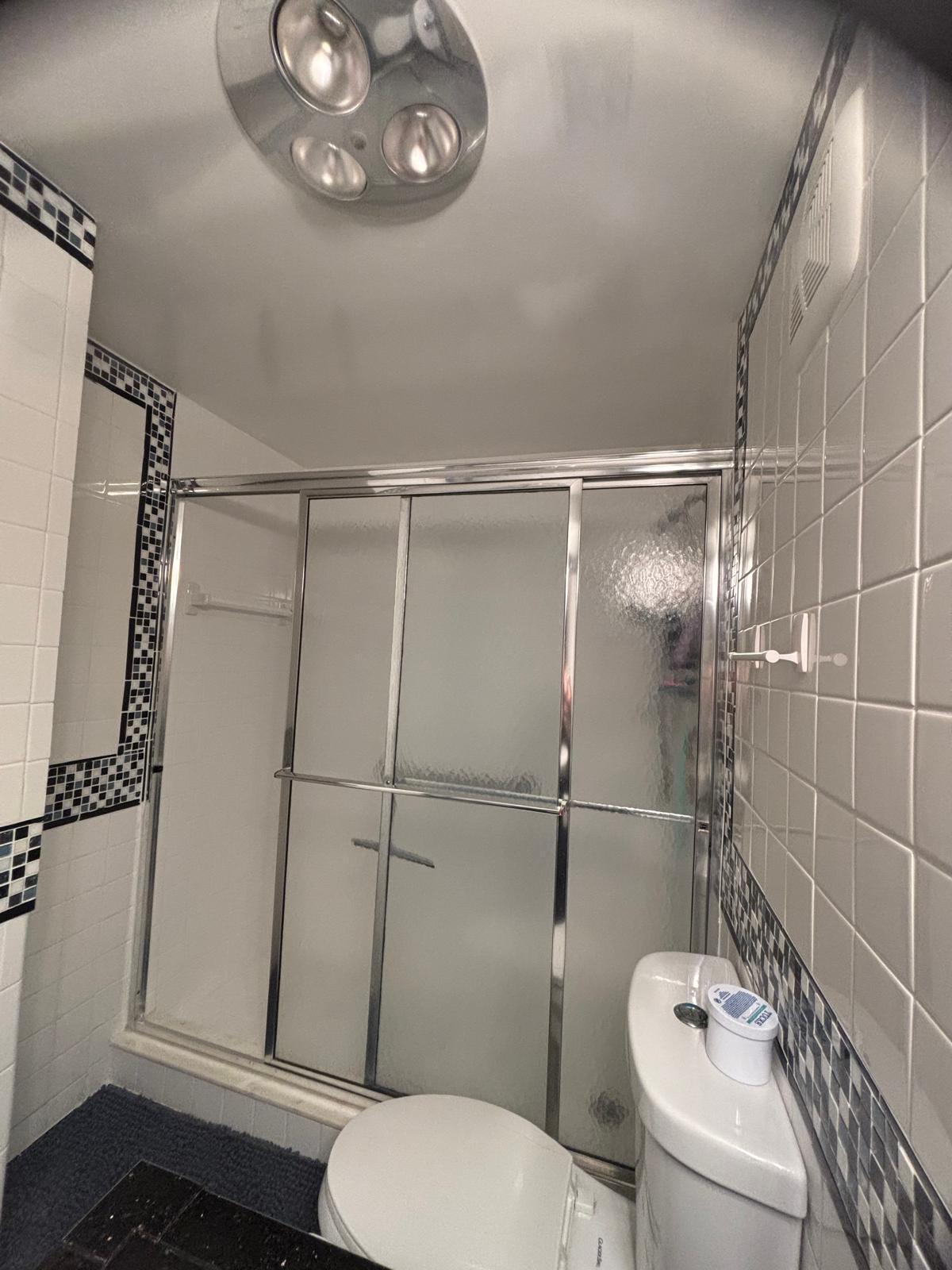 VENETIAN PARK CO-OP - Residential Lease