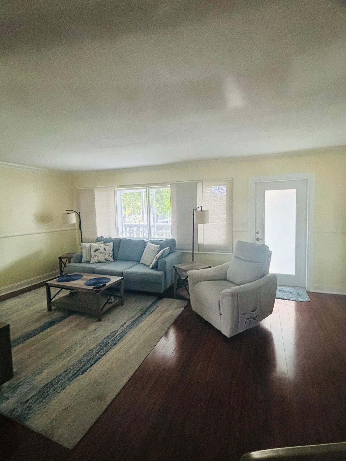 VENETIAN PARK CO-OP - Residential Lease