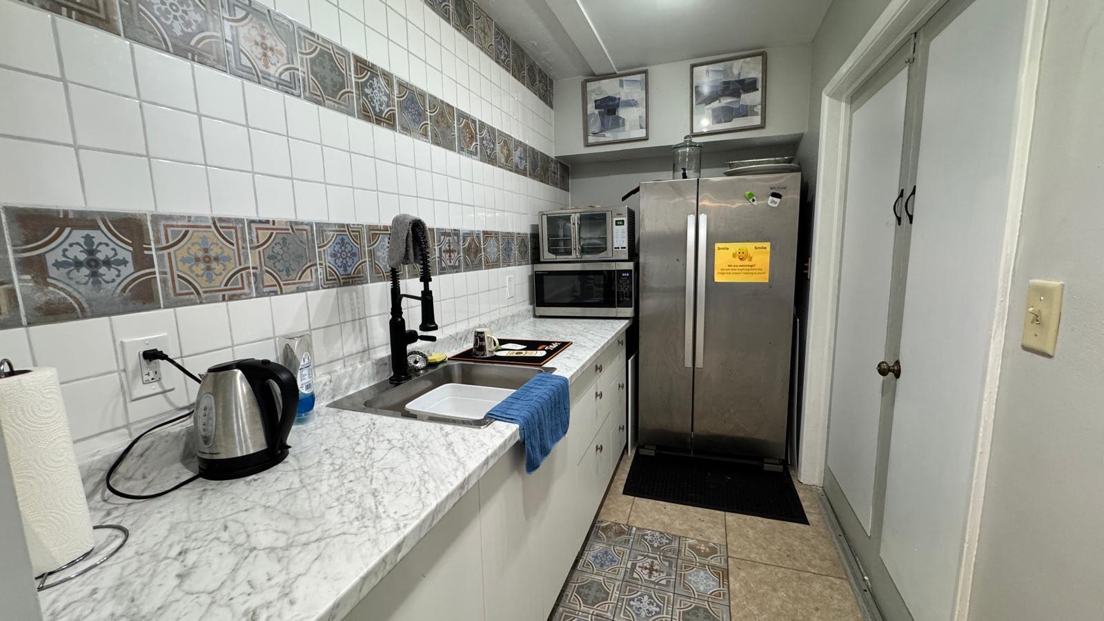 VENETIAN PARK CO-OP - Residential Lease