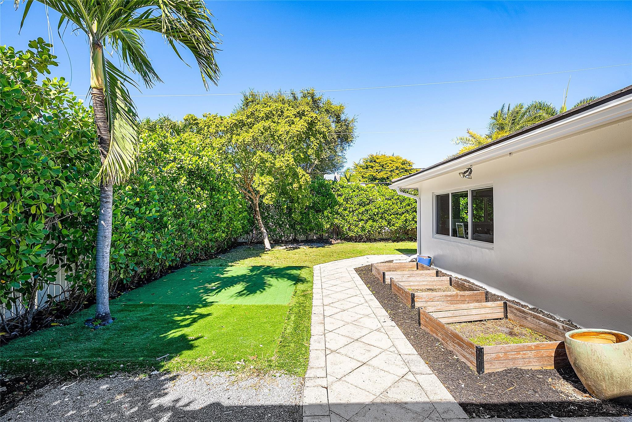 LIGHTHOUSE POINT 4TH SEC - Residential