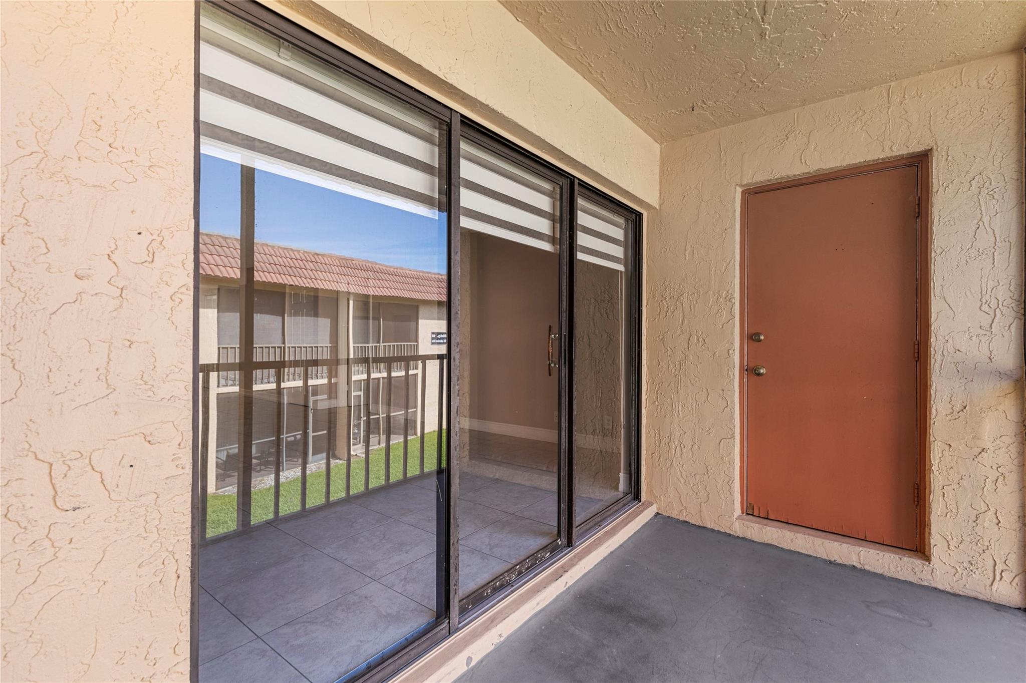 RACQUET CLUB - Residential