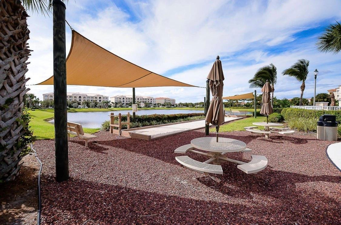 Harbour Isle At Hutchinso - Residential Lease