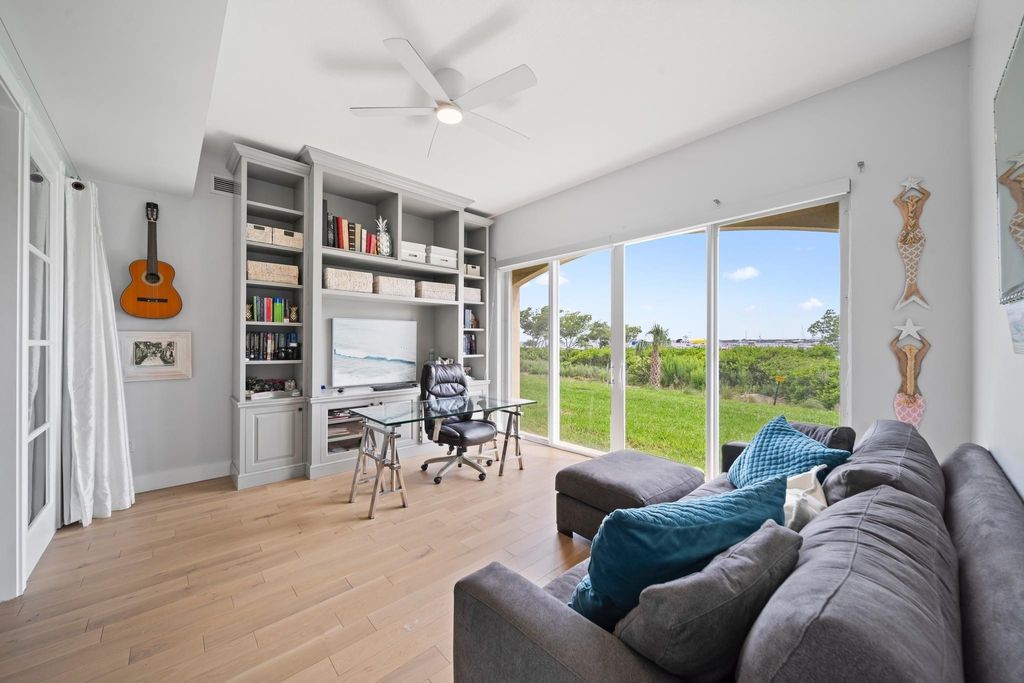 Photo of 34 Harbour Isle Drive #105, Fort Pierce, FL 34949 (MLS # B26001115)