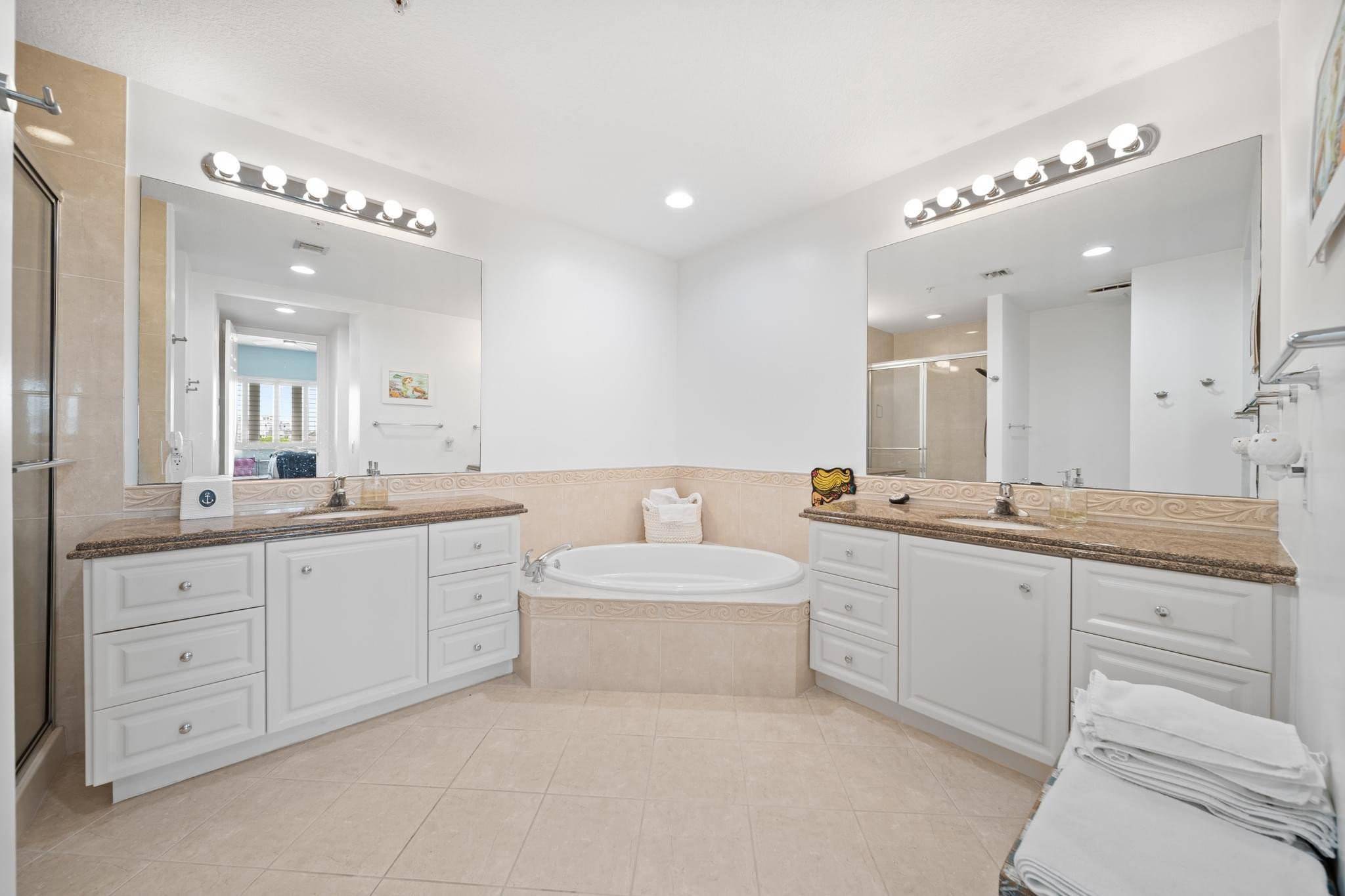 Harbour Isle At Hutchinso - Residential Lease