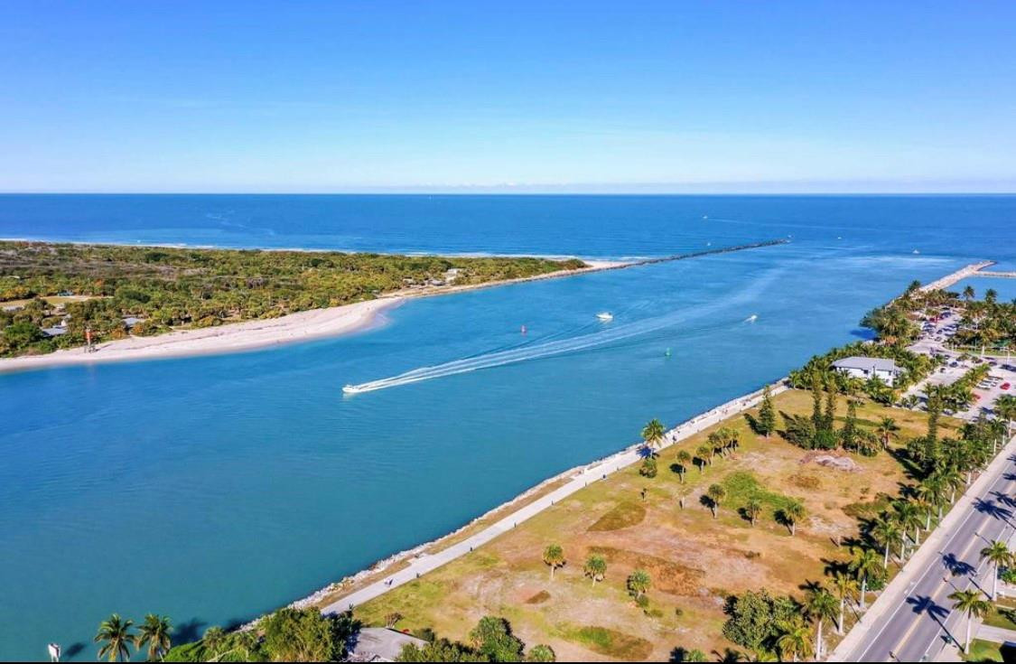 Harbour Isle At Hutchinso - Residential Lease