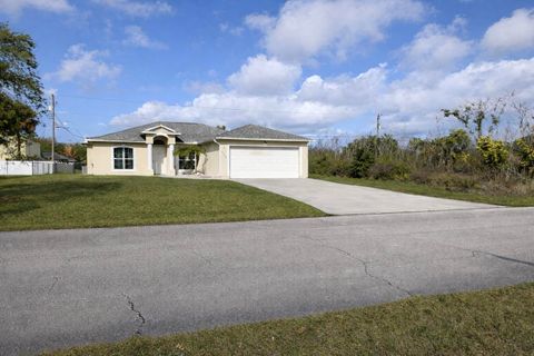 2180 SW Quarry Street Port St Lucie FL 34953