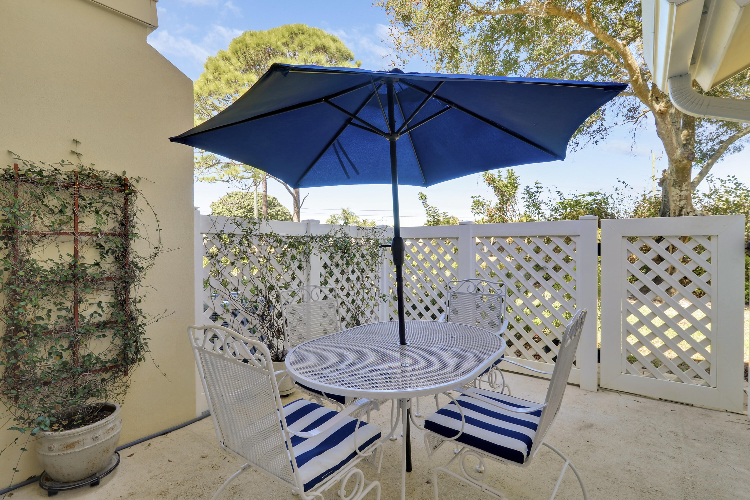 WELLESLEY AT LAKE CLARKE SHORES - Residential