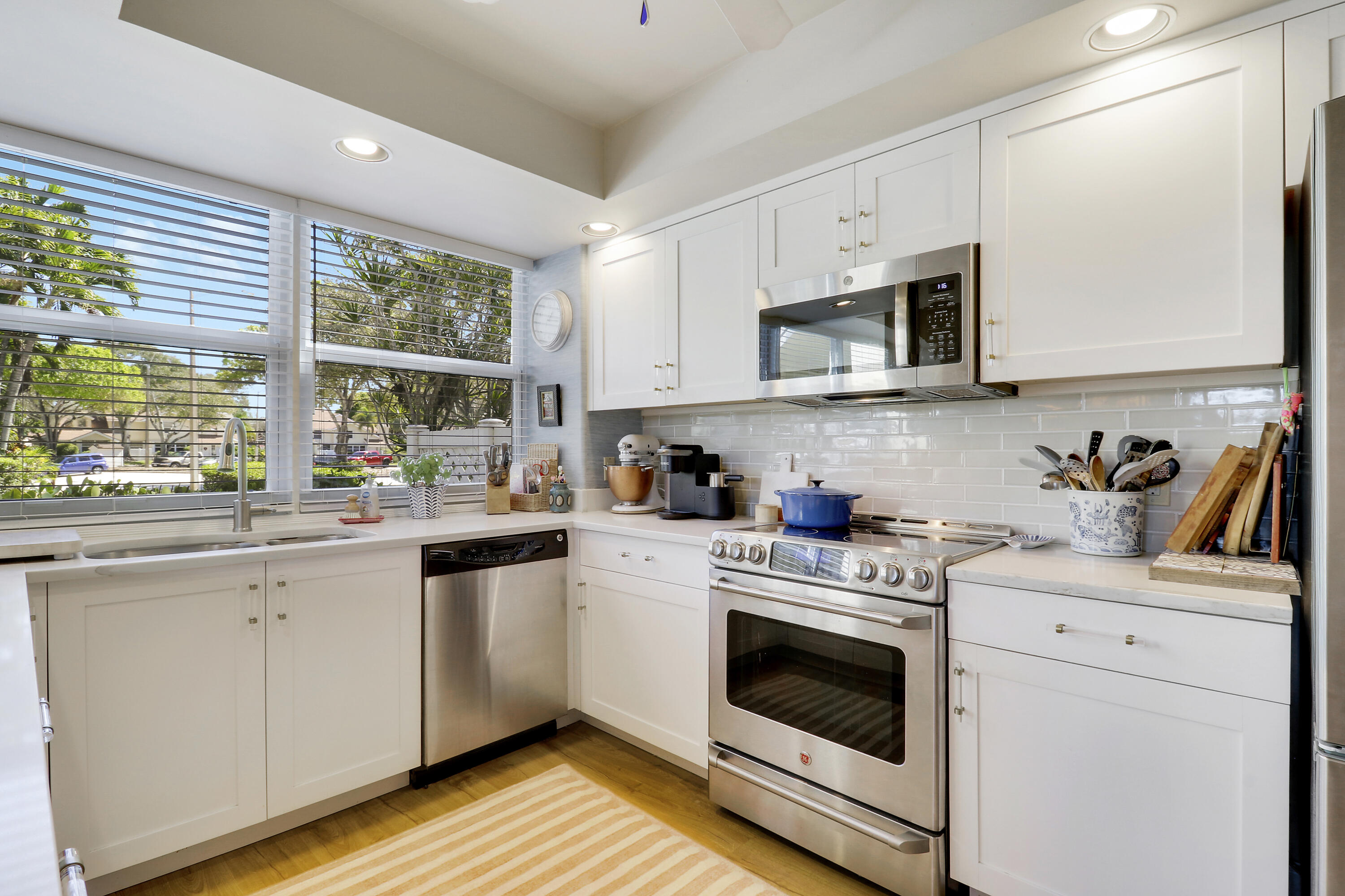 WELLESLEY AT LAKE CLARKE SHORES - Residential