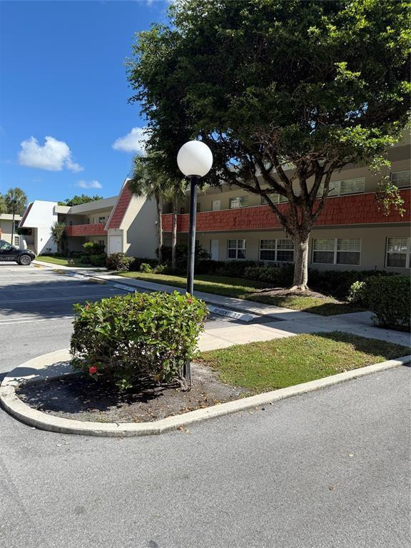 NO 91 PALM-AIRE COUNTRY CLUB - Residential