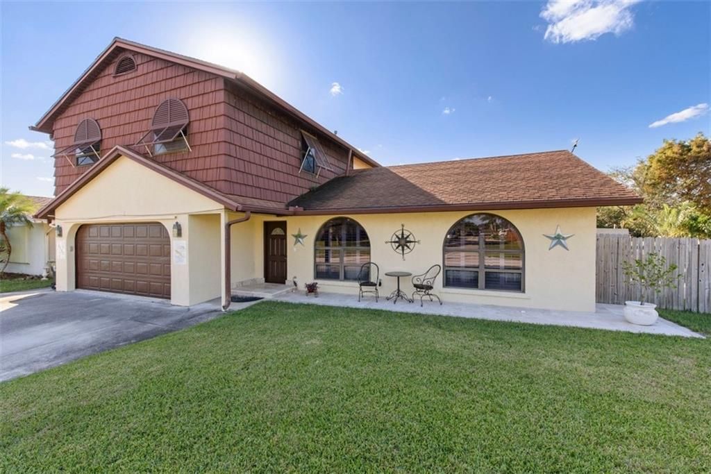 Photo of 6551 Venetian Dr, Lake Worth Beach, FL 33462 (MLS # F10254526)