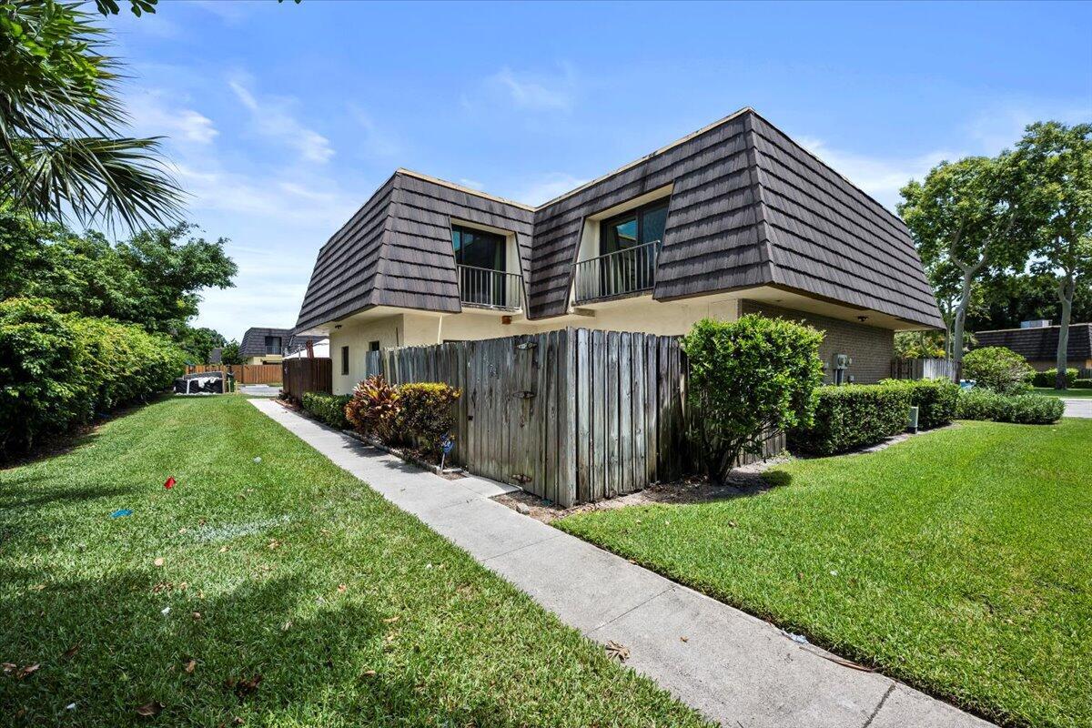 Welcome to this beautifully updated 2-bedroom, 1.5-bath townhouse in the heart of West Palm Beach! This home is ready to welcome its new owners with modern finishes and thoughtful updates throughout.Step inside to discover brand-new luxury vinyl wood flooring, offering a stylish and durable foundation for your living space. The freshly painted interior creates a bright and airy atmosphere, complemented by newly installed light fixtures that add a touch of elegance to every room.The updated kitchen is a chef's dream, featuring sleek countertops, contemporary cabinetry, and modern appliances - perfect for preparing your favorite meals. Enjoy outdoor living with a private patio. Schedule a showing today before this beauty is gone.
