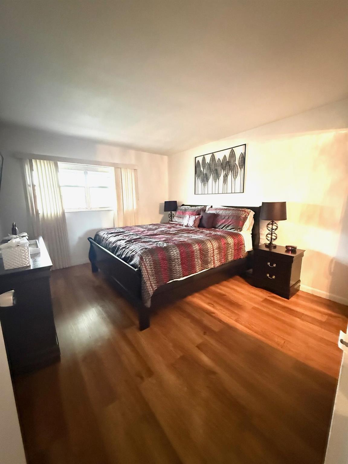 KINGS POINT - Residential Lease