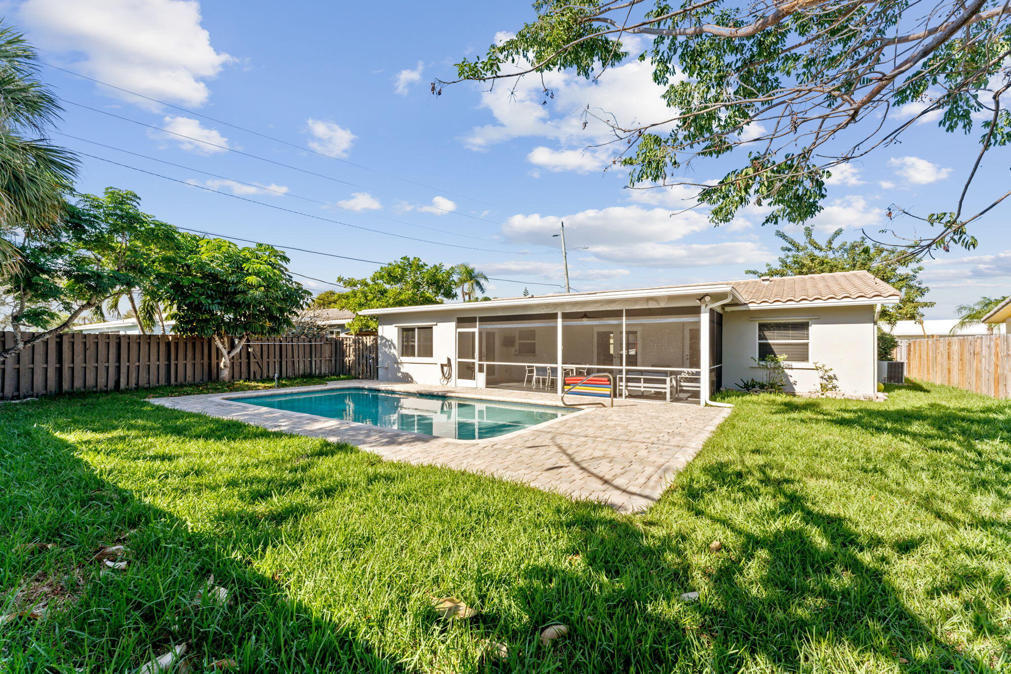 BONITA PARK - Residential Lease