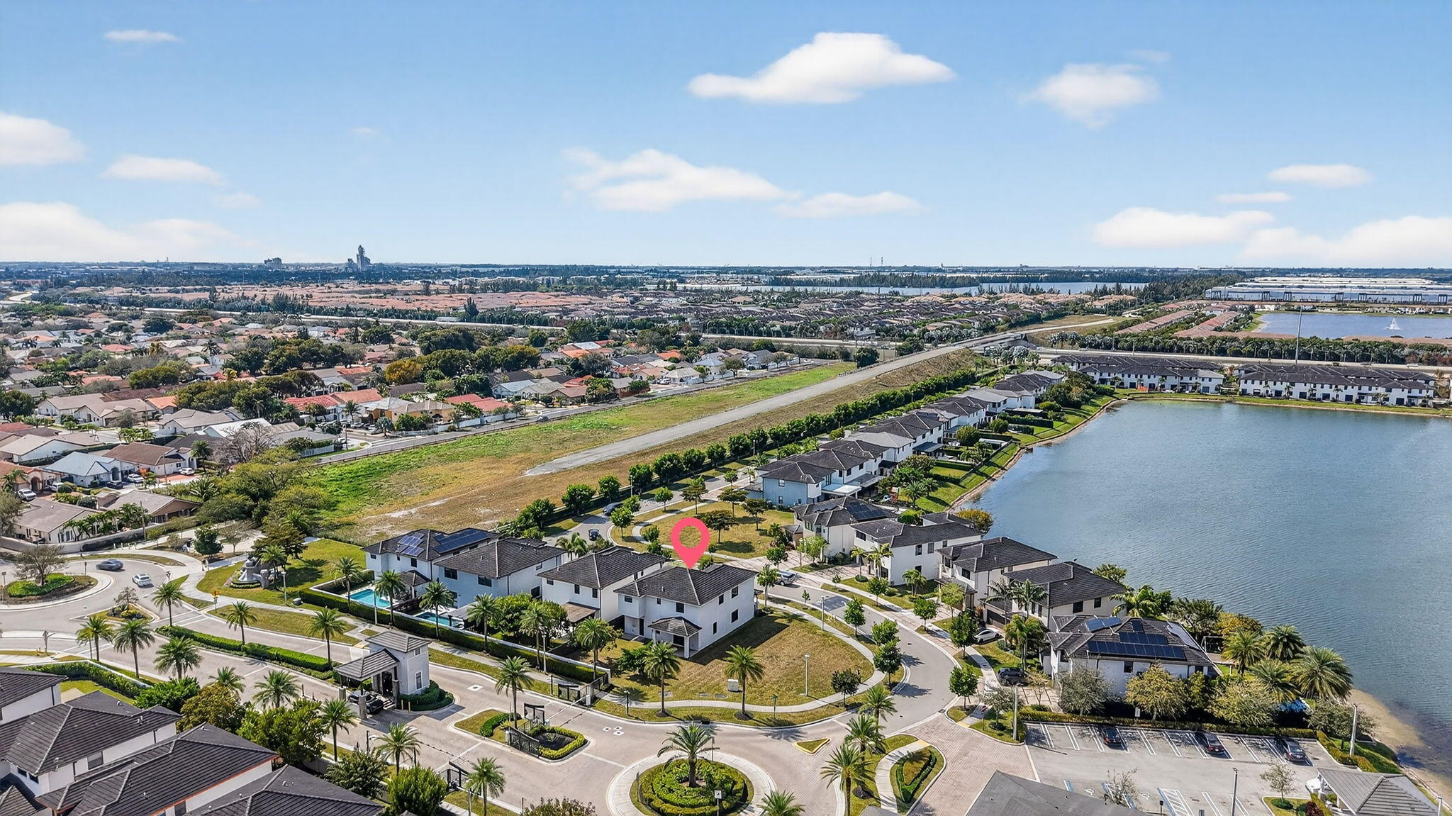 DUNNWOODY LAKE - Residential