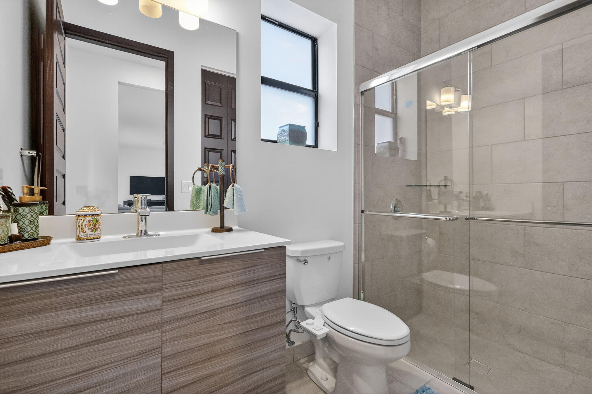 DUNNWOODY LAKE - Residential