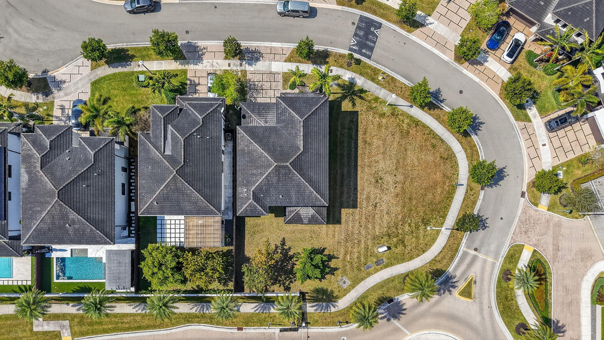 DUNNWOODY LAKE - Residential