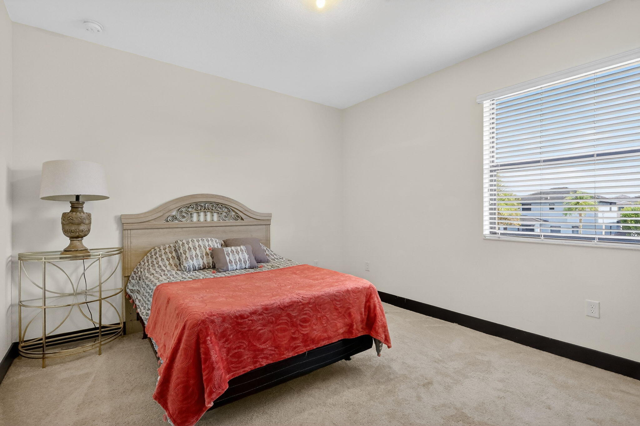 DUNNWOODY LAKE - Residential