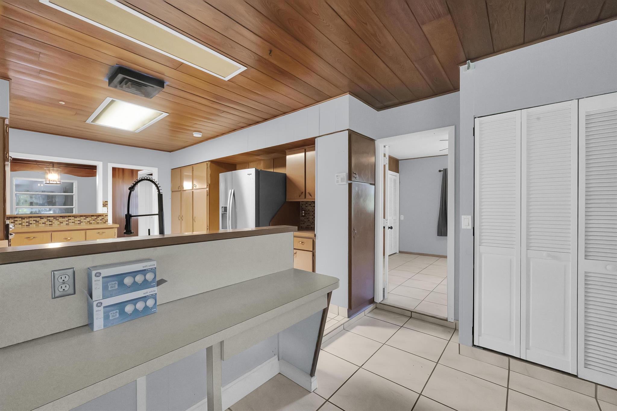 METES AND BOUNDS - Residential Lease