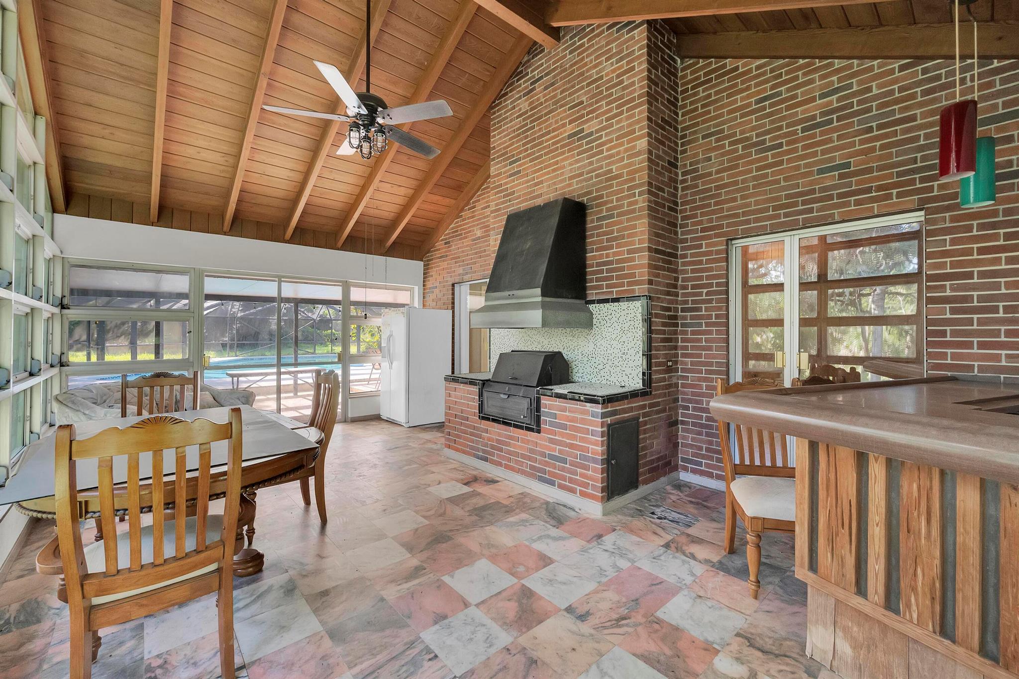 METES AND BOUNDS - Residential Lease