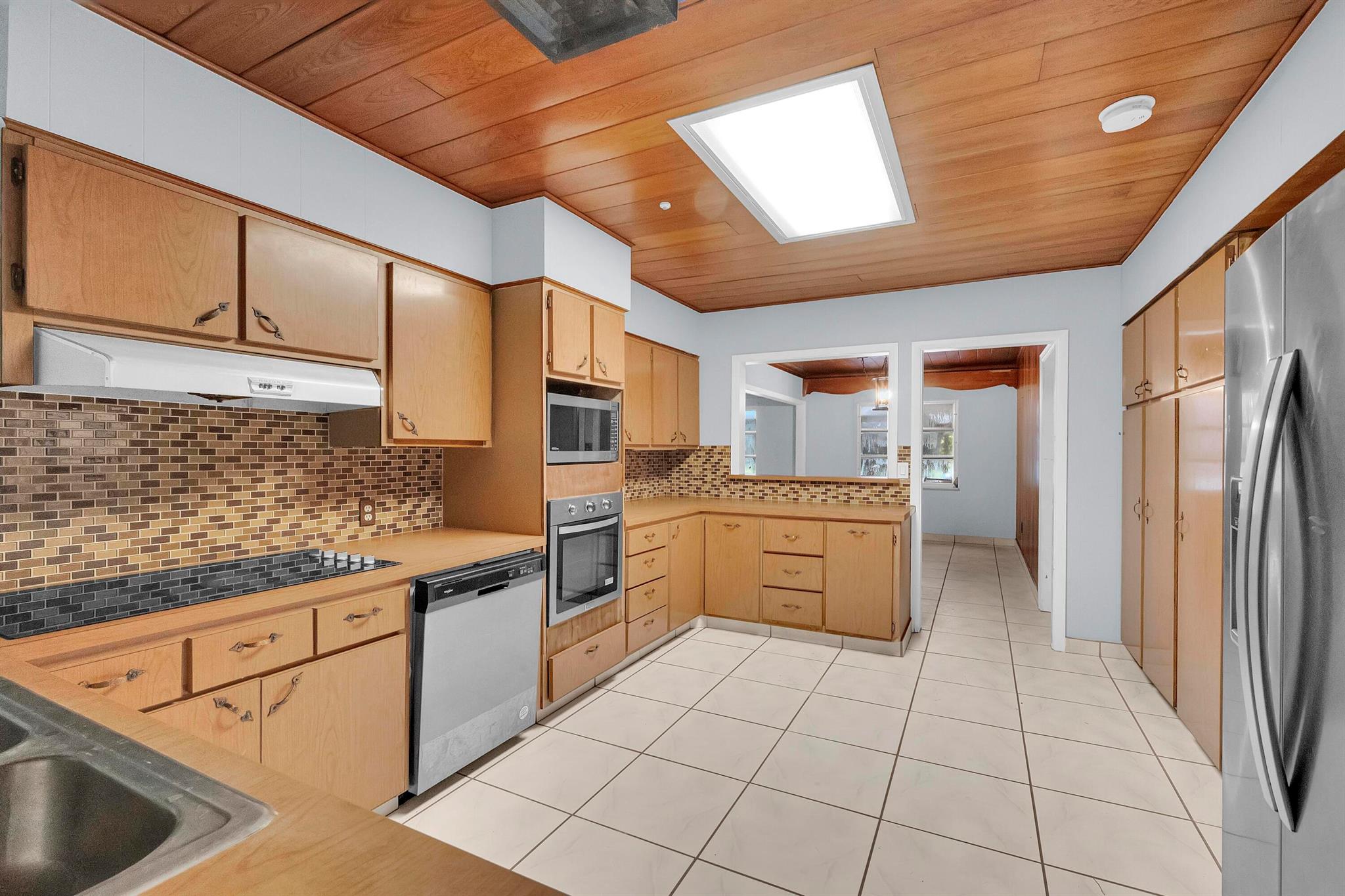 METES AND BOUNDS - Residential Lease