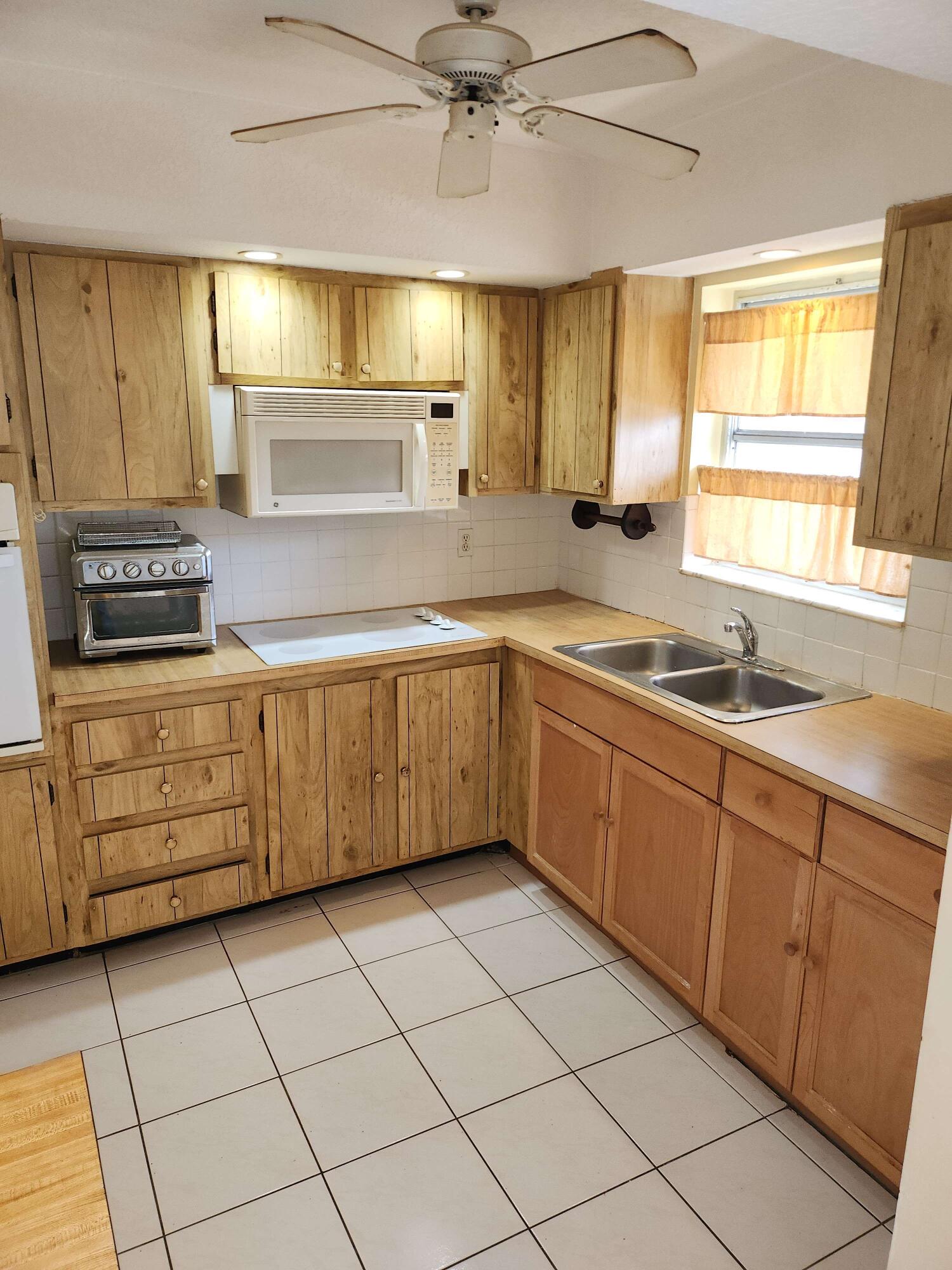 2638 Gately Drive E 131