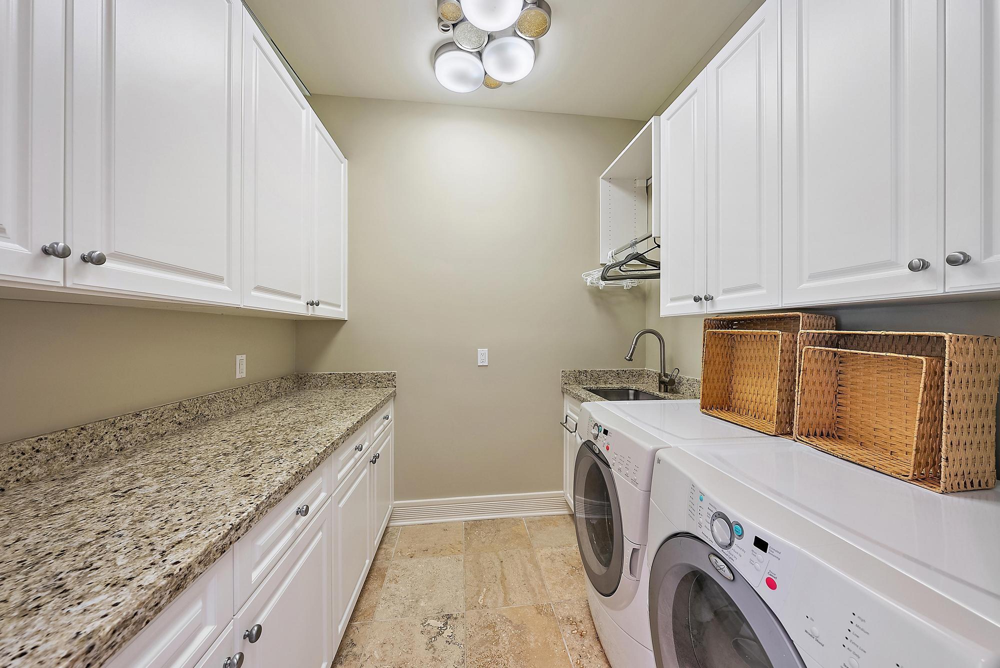 ADMIRALS COVE PAR A 2 - Residential