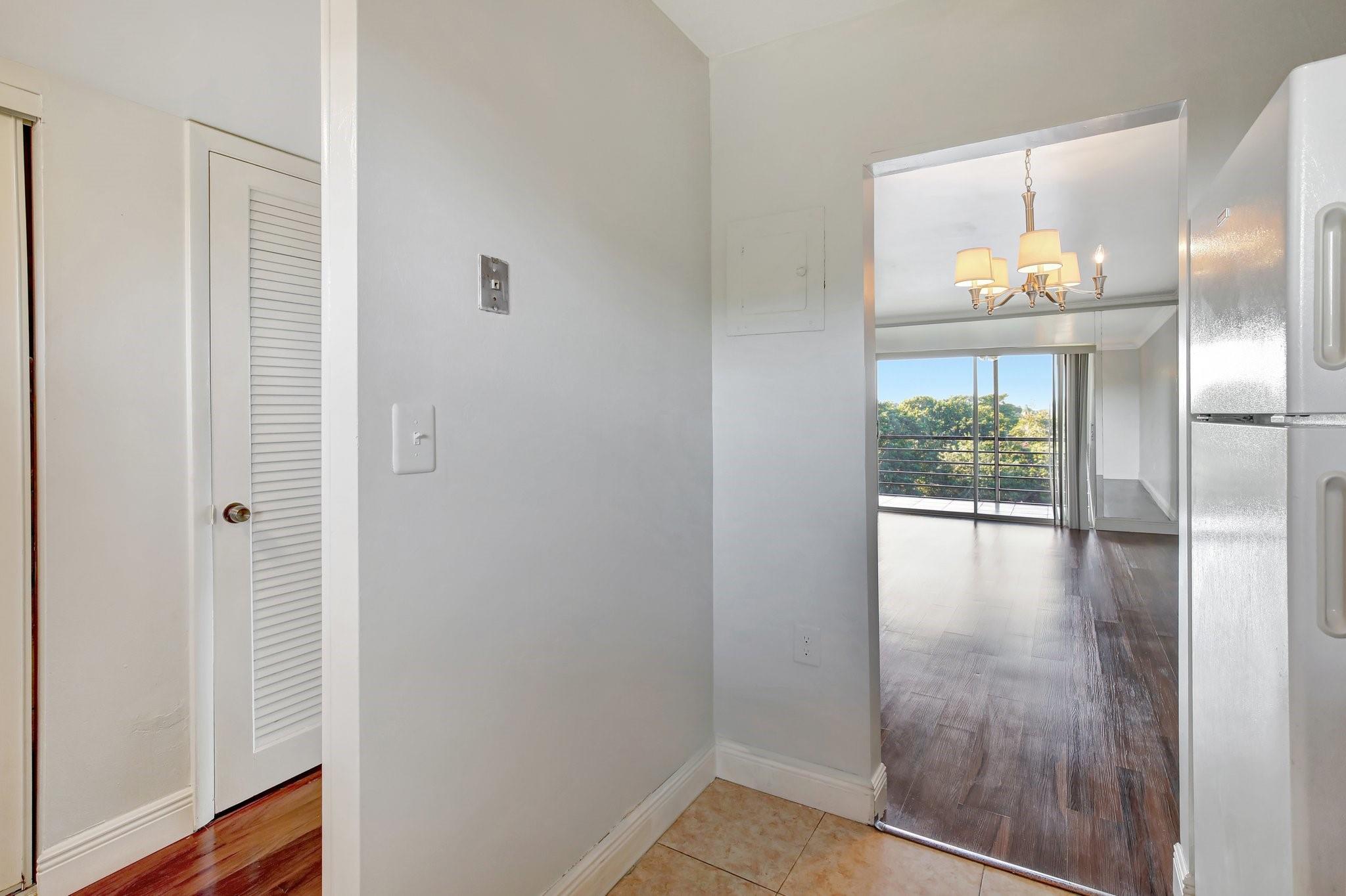 8225 Sunrise Lakes Blvd 303